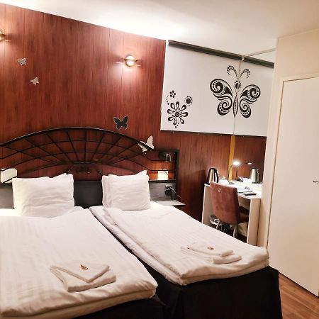 Hotel Midpoint Helsinki Extérieur photo