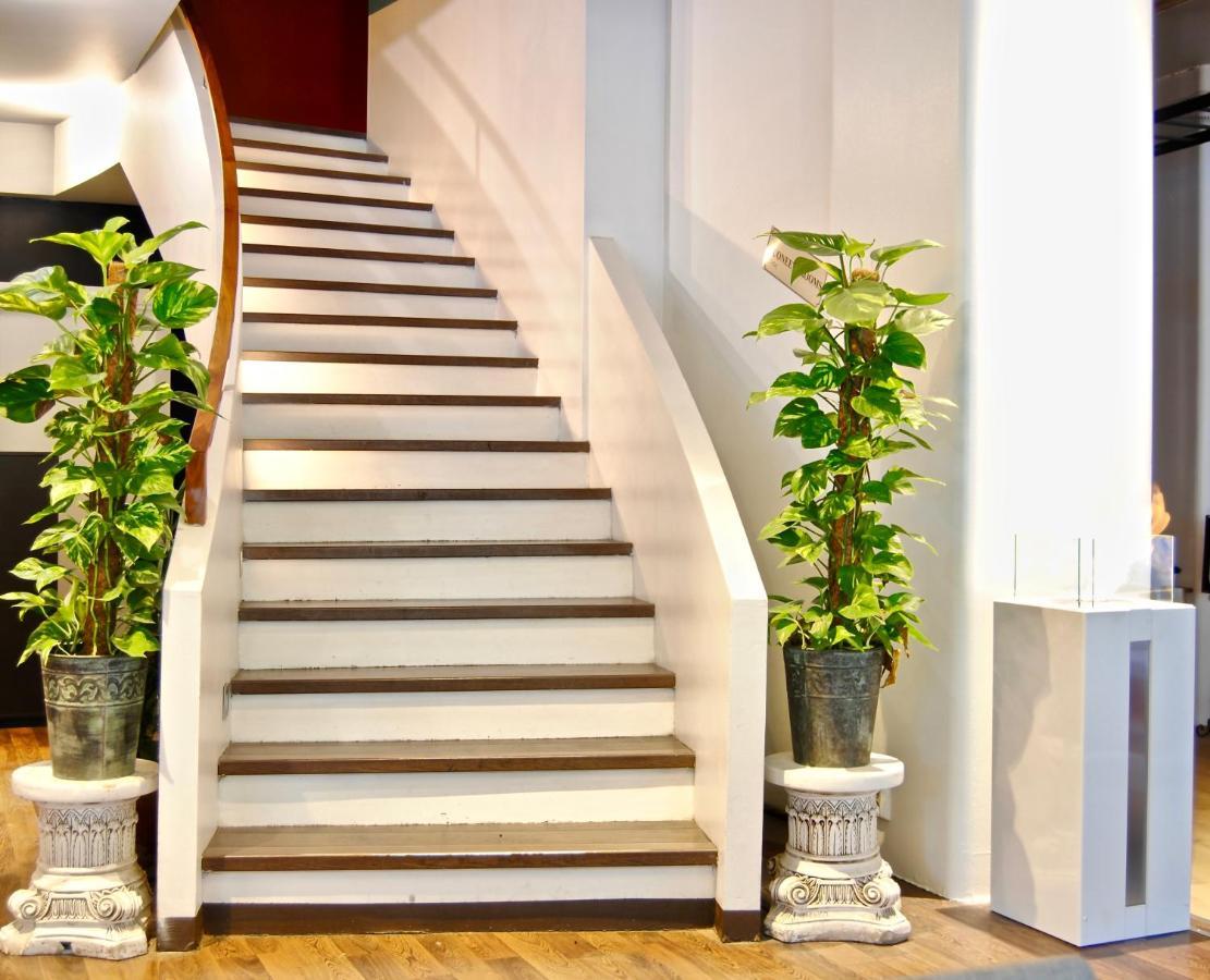 Hotel Midpoint Helsinki Extérieur photo