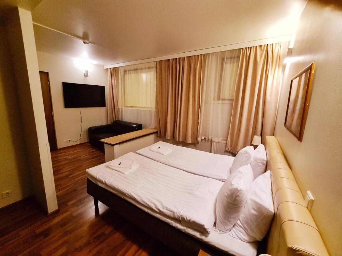 Hotel Midpoint Helsinki Extérieur photo