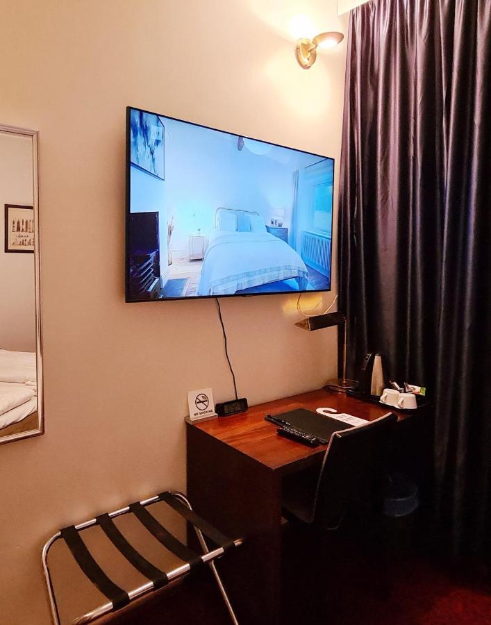 Hotel Midpoint Helsinki Extérieur photo