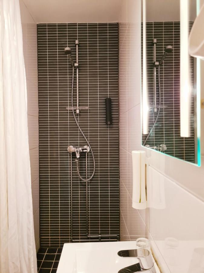 Hotel Midpoint Helsinki Extérieur photo